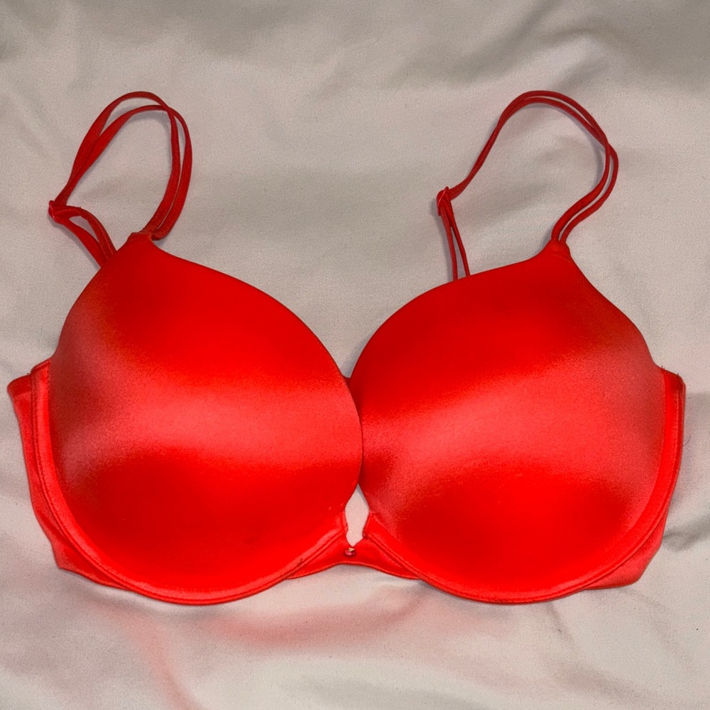 Victoria's Secret Very Sexy Push Up